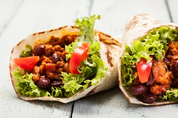 Tortilla con carne macinata e fagioli — Foto Stock