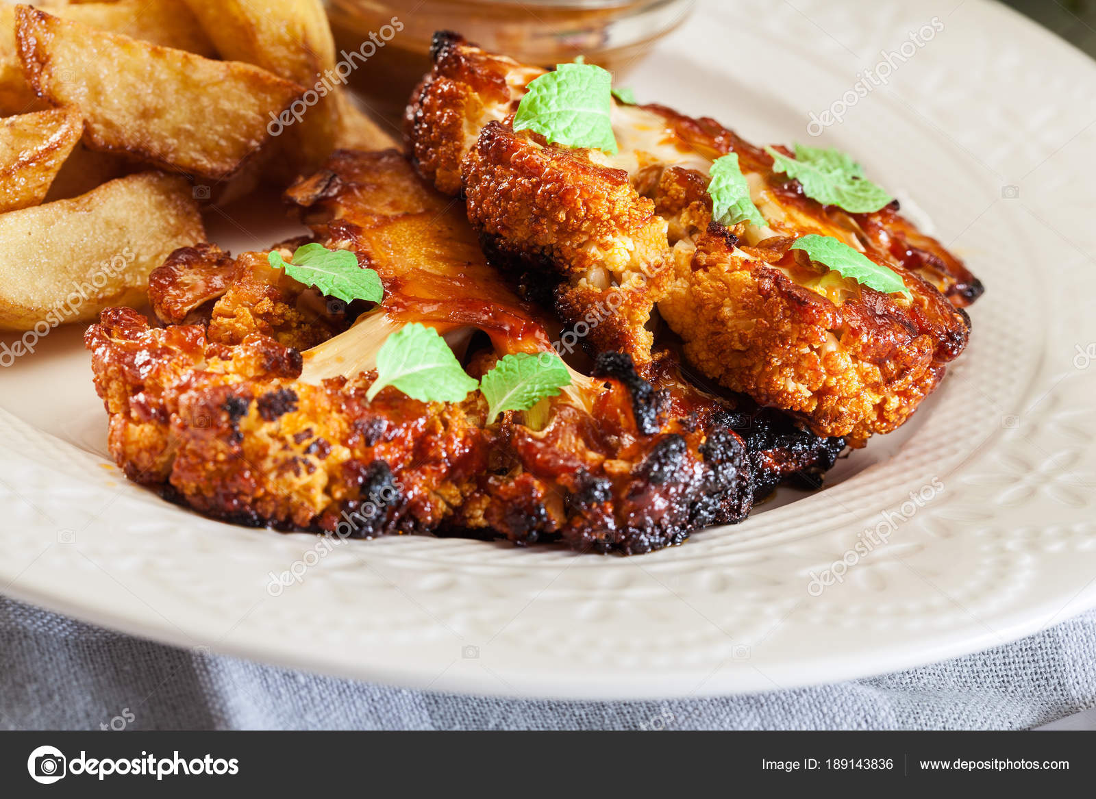 Vegetarian roasted cauliflower steak with herbs — Stock Photo © fotek