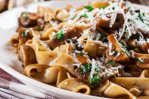 Tagliatelle pasta with champignon — Stock Photo, Image