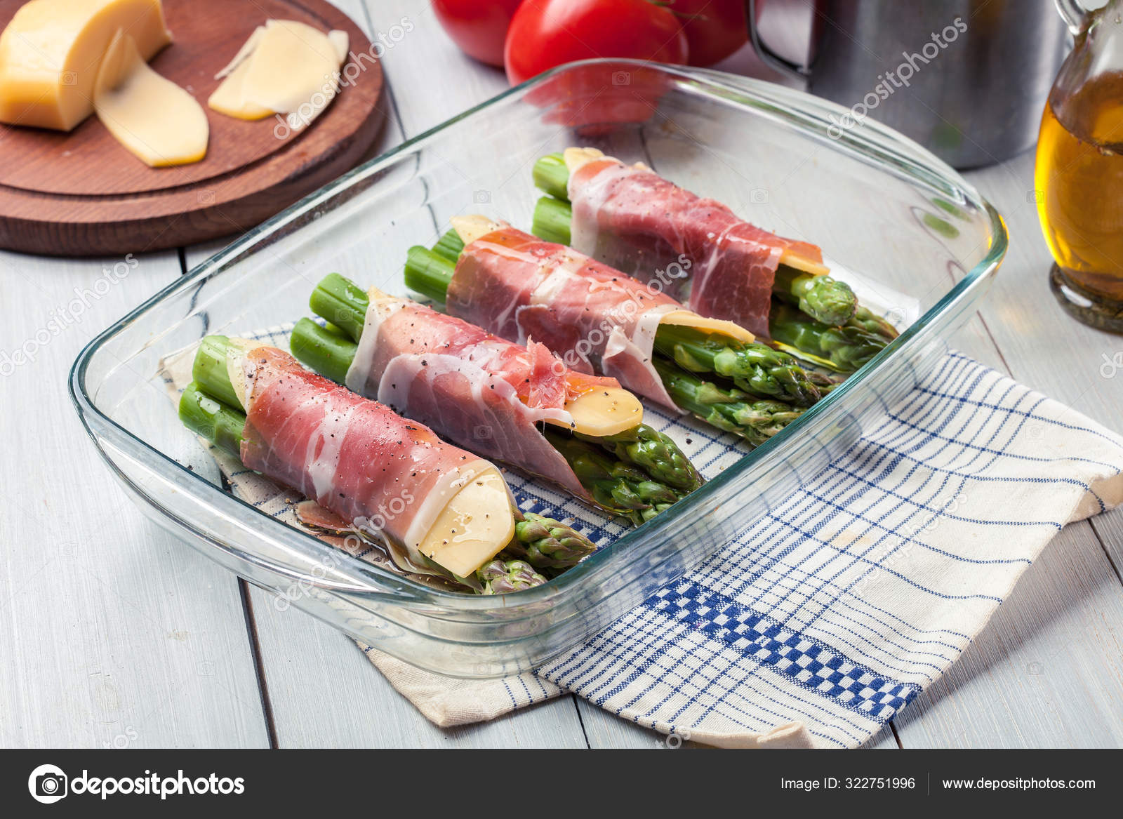 Prosciutto and cheese wrapped asparagus — Stock Photo © fotek 322751996