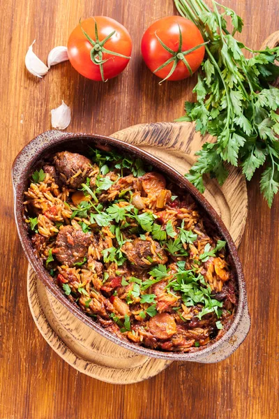 Giouvetsi - Greek beef and orzo stew — Stock Photo, Image
