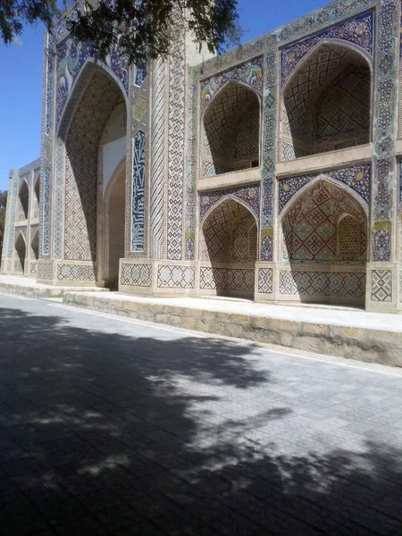 Bellissimi Modelli Sull Edificio Bukhara Uzbekistan — Foto Stock