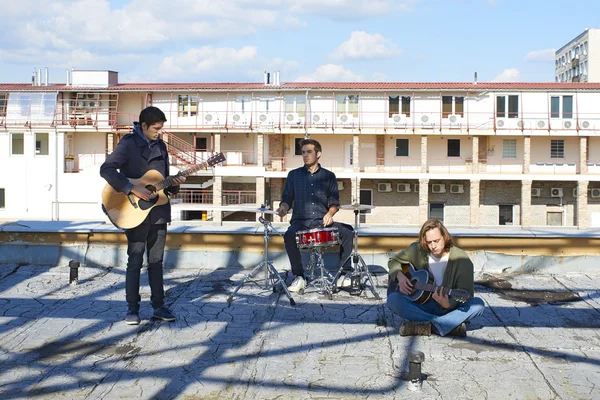 Banda tocando música — Foto de Stock