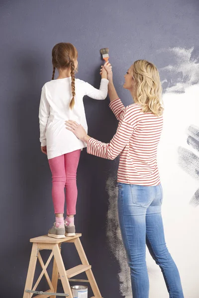Madre e figlia pittura parete — Foto Stock