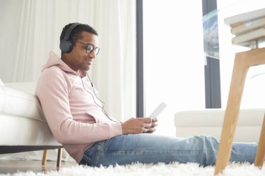 adam müzik tablet ile