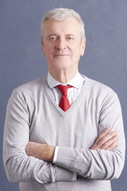 üst düzey işadamı duran 