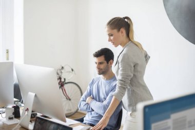 çalışan iş adamları 