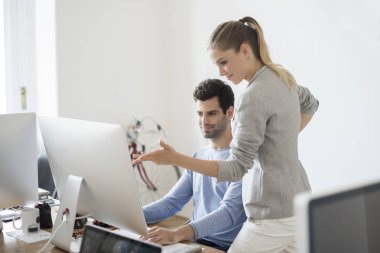 işadamı ve çalışma Yardımcısı