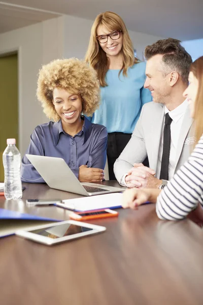 Business people meeting in the boardroom — Stock Photo, Image