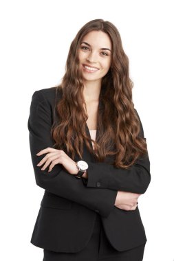 Stüdyo çekim kamera gülümseyen bakarken izole beyaz arka plan geçti silah ile duran genç bir kadın.