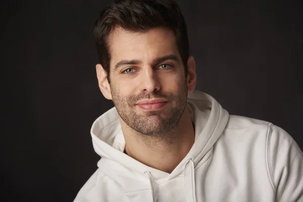 Smiling young handsome man — Stock Photo, Image