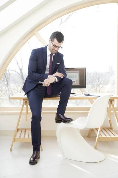 Full Length Shot Young Executive Businessman Wearing Suit While Sitting — Stock Photo, Image