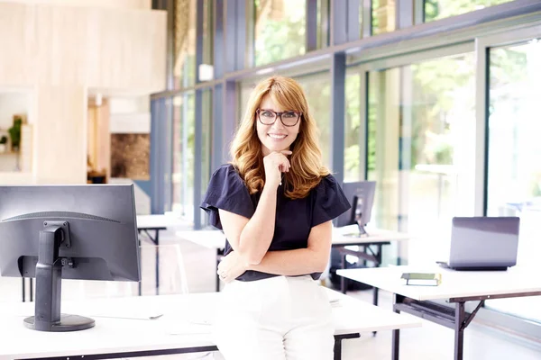 Shot Executive Middle Aged Businesswoman Toothy Smile Standing Office Looking — 스톡 사진