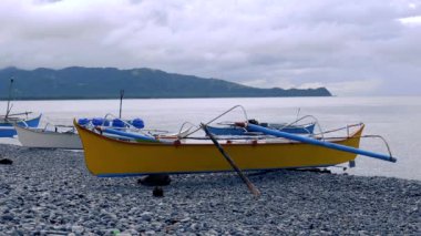 Balıkçı Bankaları Mabua, Surigao Şehri, Mindanao Filipinleri kıyılarında
