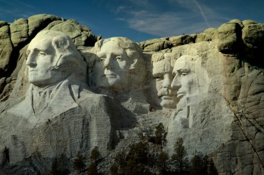 Güney Dakota 'daki Rushmore Dağı Başkanları Heykeli. 