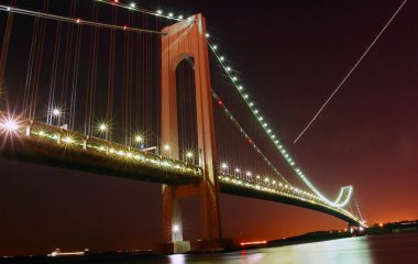 Verrazzano Narrows Köprüsü Brooklyn ve Staten Island New York 'a Katılıyor, 