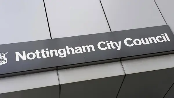Sign above the offices of Nottingham City Council — Stock Photo, Image