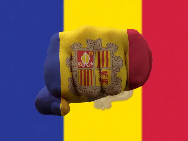 Bandeira de Andorra pintada em punho humano representando a potência — Fotografia de Stock