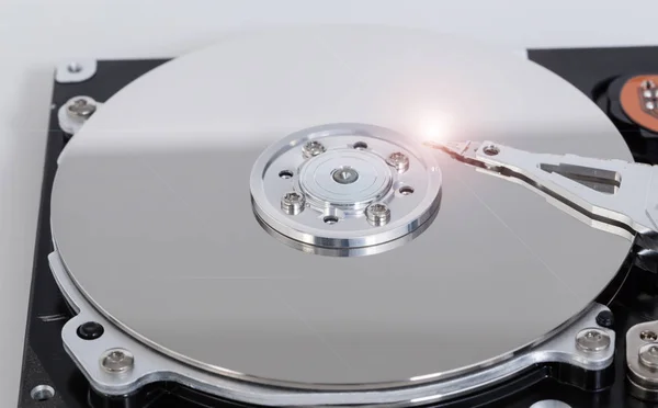 Open hard drive with magnetic disk and writing head — Stock Photo, Image