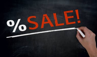 Satılık el tarafından tahtaya yazılmış