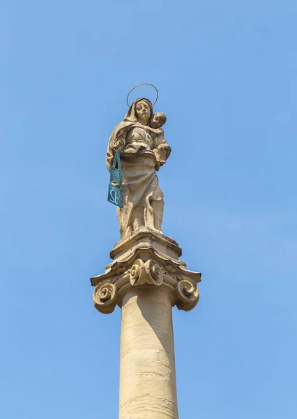 Estátua Chiesa di San Martino Bolonha Emilia Romagna Itália — Fotografia de Stock