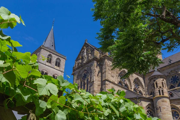 Liebfrauenkirche v Trevíru s modrou oblohou — Stock fotografie