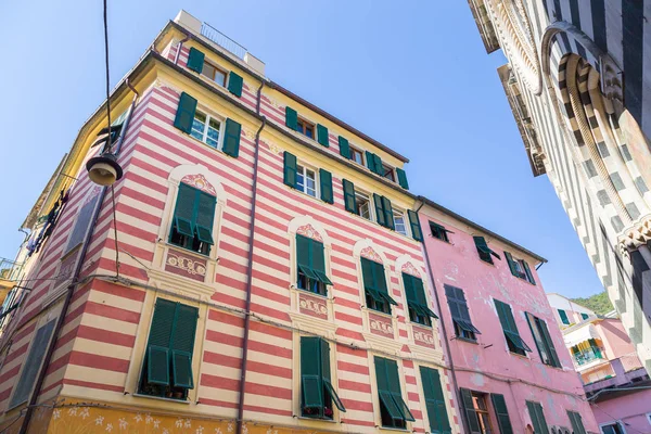 Προσόψεις των σπιτιών Μοντερόσο Cinque Terre Λιγουρία και Ιταλία — Φωτογραφία Αρχείου