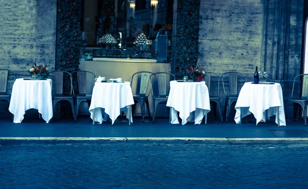 ローマでのテーブルのカフェ — ストック写真