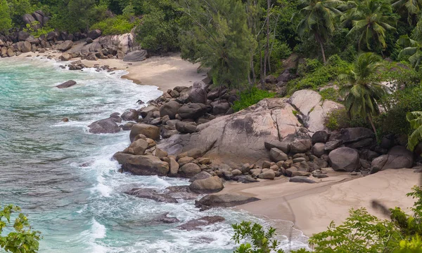 Anse Suuri ranta Mahe Seychelleillä — kuvapankkivalokuva