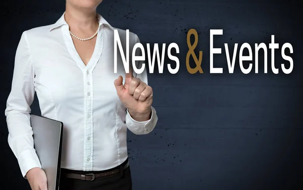News and Events touchscreen is shown by businesswoman — Stock Photo, Image
