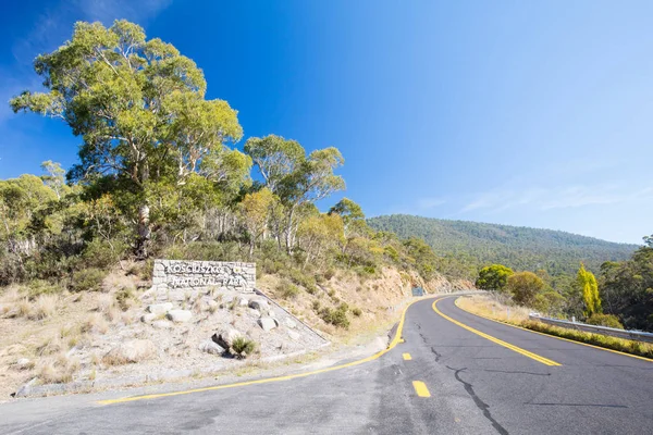 Kosciusko National Park Entrance — Stock Photo, Image