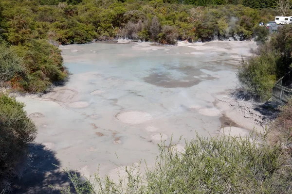 WAI-O-Tapu грязьові басейн — стокове фото