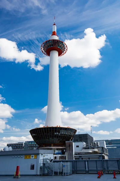 Kyoto-Turm im Zentrum von Kyoto — Stockfoto