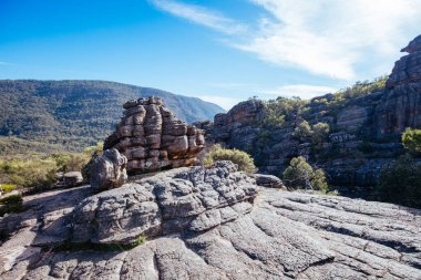 Grampians Victoria Avustralya 'da Harikalar Diyarı Yürüyüşü