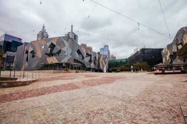 Coronavirüs Salgını Sırasındaki Sessiz Melbourne Sokakları ve Simgeleri