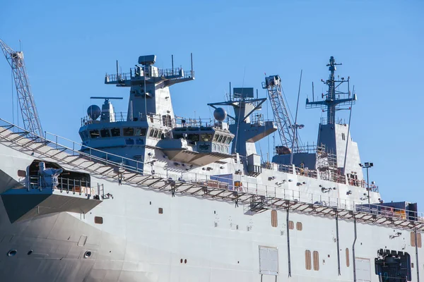 Nave da guerra HMAS Canberra a Melbourne — Foto Stock