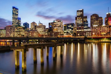 Avustralya 'daki Alacakaranlık' ta Melbourne Skyline