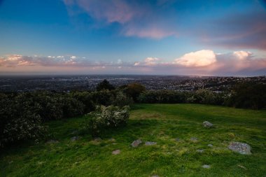 Christchurch 'de Sunset' te Cashmere Hill Gözcüsü