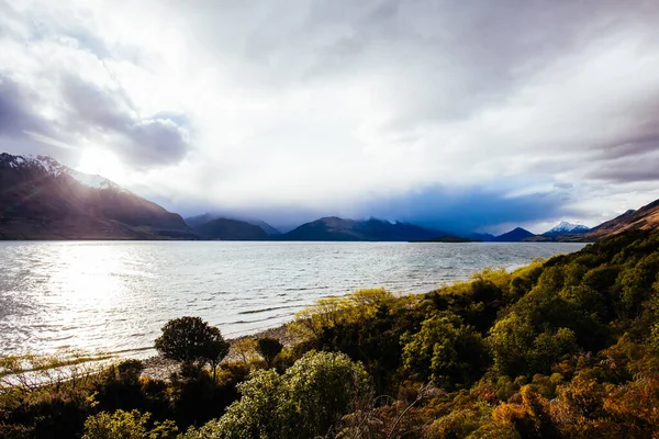 Λίμνη Wakatipu κοντά στο Glenorchy στη Νέα Ζηλανδία — Φωτογραφία Αρχείου
