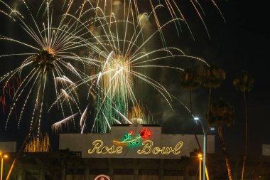 Rose Bowl 'da 4 Temmuz Havai fişekleri