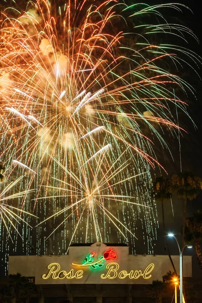 July 4th Fireworks at the Rose Bowl — Stock Photo, Image