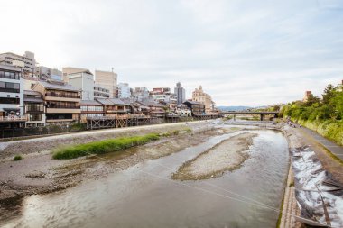 Japonya 'da Kamo Nehri Manzarası