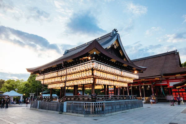 Yasaka-Jinja helgedom i Kyoto Japan — Stockfoto
