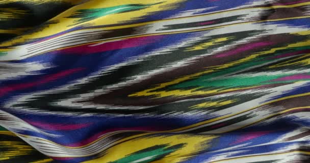 Einheimische usbekische Textilien - Khan-Atlas, Nahaufnahme — Stockvideo