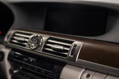 Yeni modern araba Pano. 