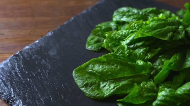 Healthy Vegan Food Concept Close Backlight Freshly Picked Green Spinach — 图库视频影像