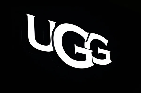 Beleuchtetes Ugg-Logo — Stockfoto