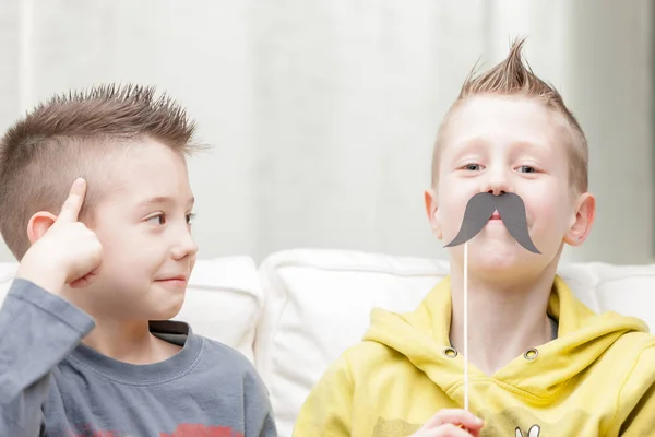 Couple of little brothers making funny faces — Stock Photo, Image