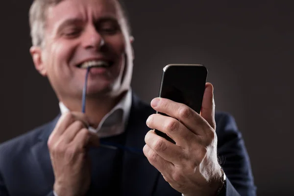 Mature man enjoying digital content online — Stock Photo, Image