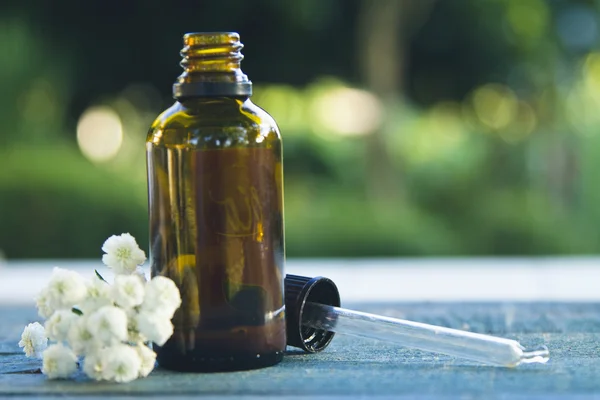 Natural cosmetics and massage oil — Stock Photo, Image